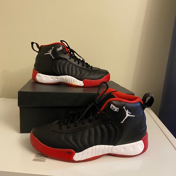Jordan Jumpman Bred - Picture 1 of 9